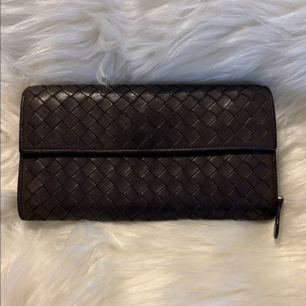 Authentic Bottega Veneta Long Leather Wallet, GUC!